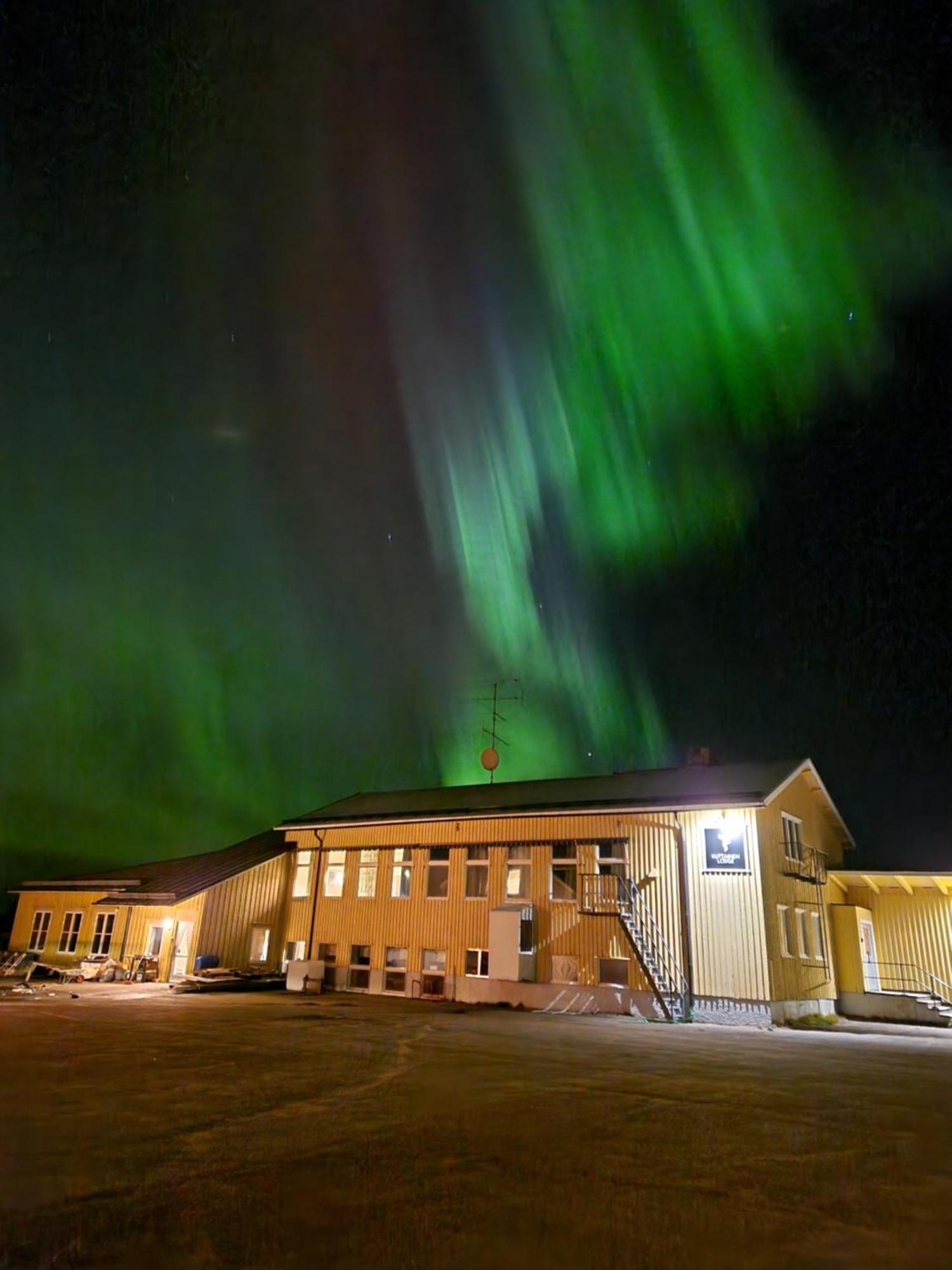 Kuttainen Lodge Karesuando Экстерьер фото